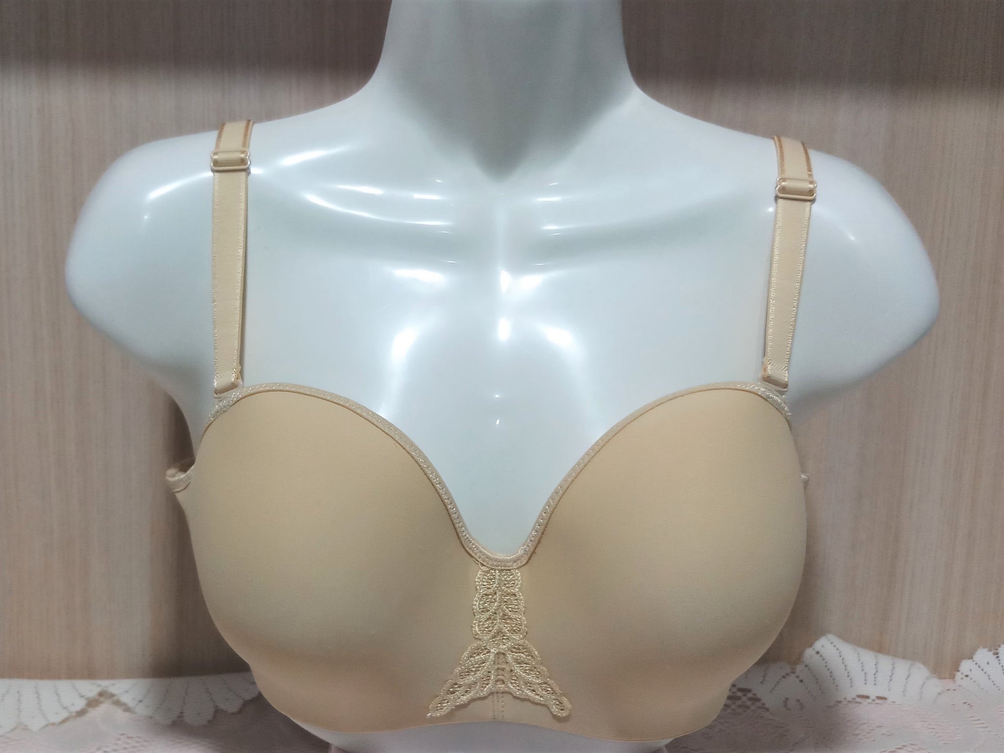 (CLEARANCE) 112 Seamless Strapless Mastectomy Bra